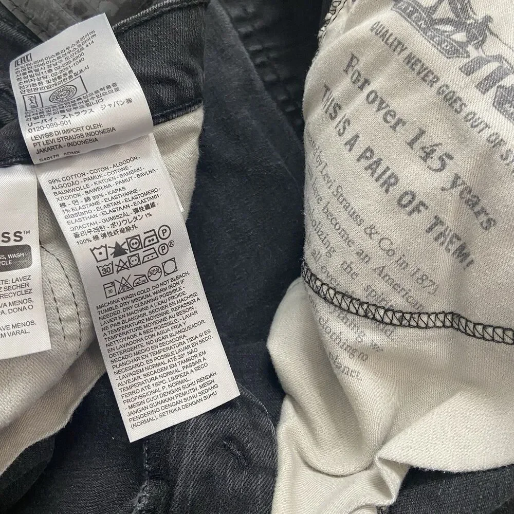 Levi’s 541 Jeans Black Size 42 X 32*